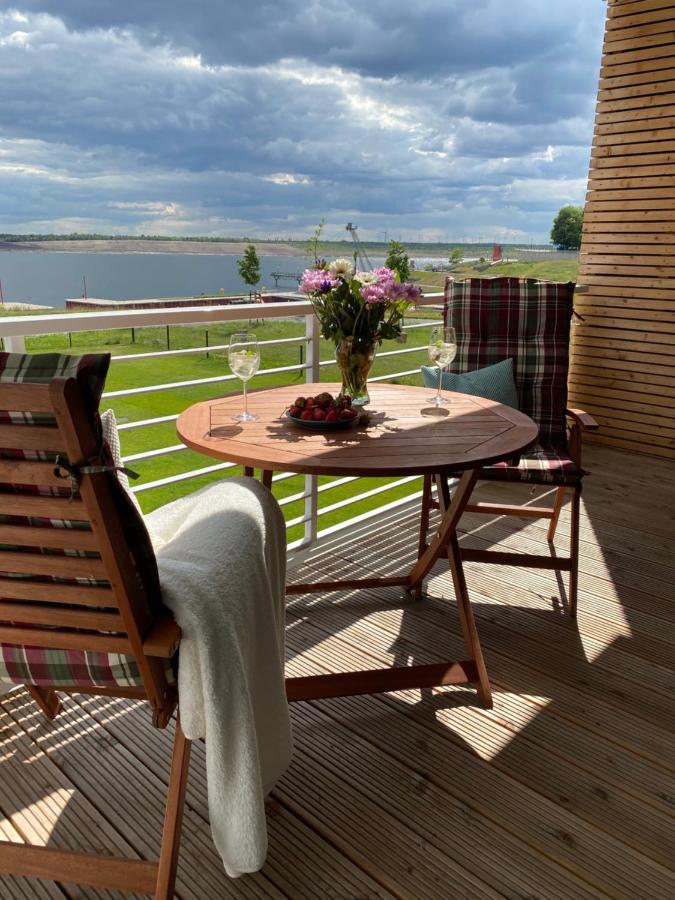 Modernes Apartment Am Hafen Mit Seeblick Grossraschen Εξωτερικό φωτογραφία